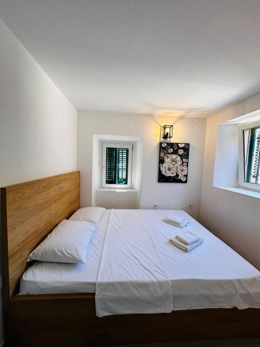 2 Charming Apartment in Kotor Old Town