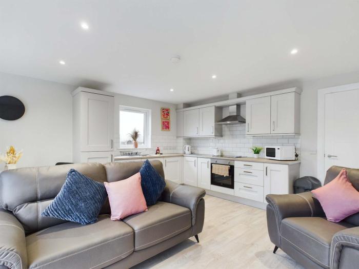 Contemporary 2 bed self catering apt