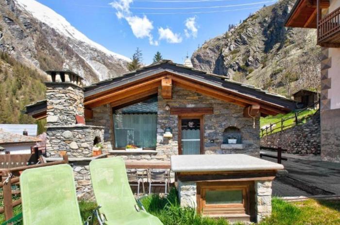 petit chalet la thuile