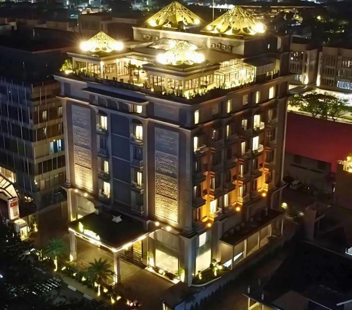 The Grantage Hotel & Sky Lounge