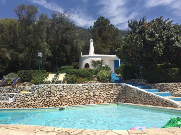 Villa Circeo, con piscina e scesa al mare