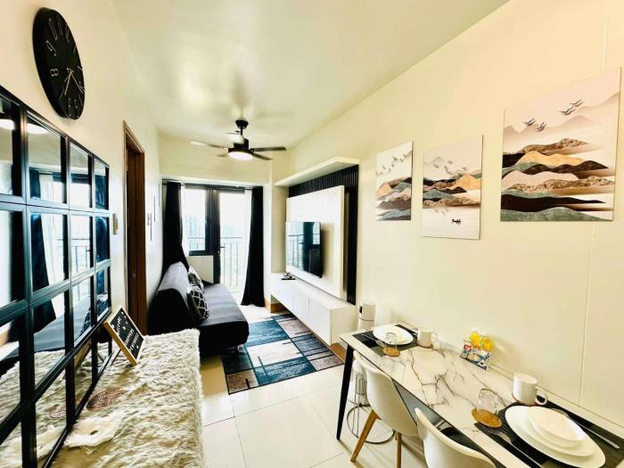 Choppers Penthouse AT Shore 3 Near SM MOA