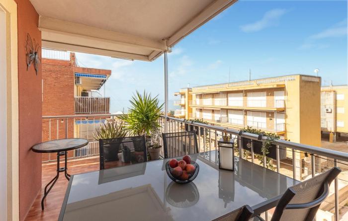 Awesome Apartment In Santa Pola