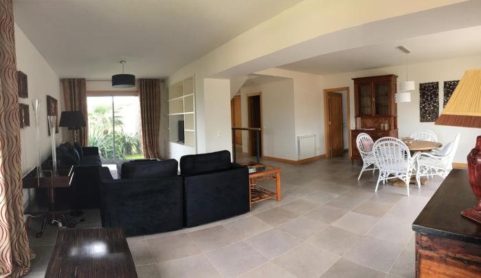 Large Villa of Pico da Bagacina