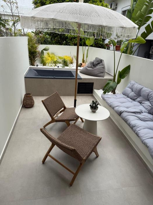 erasmia luxury suite