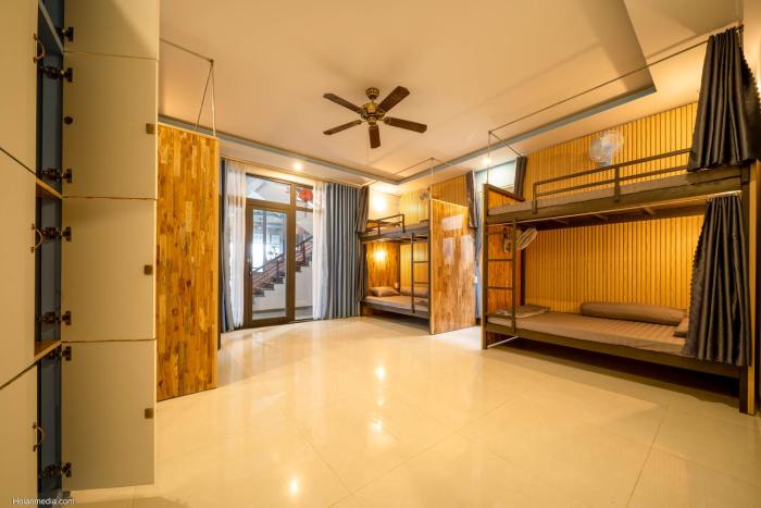 Riverside Dorm and Restaurant