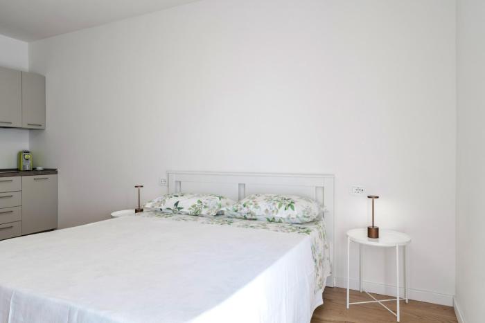 LAGOBALDO Apartments - Regarda Travel