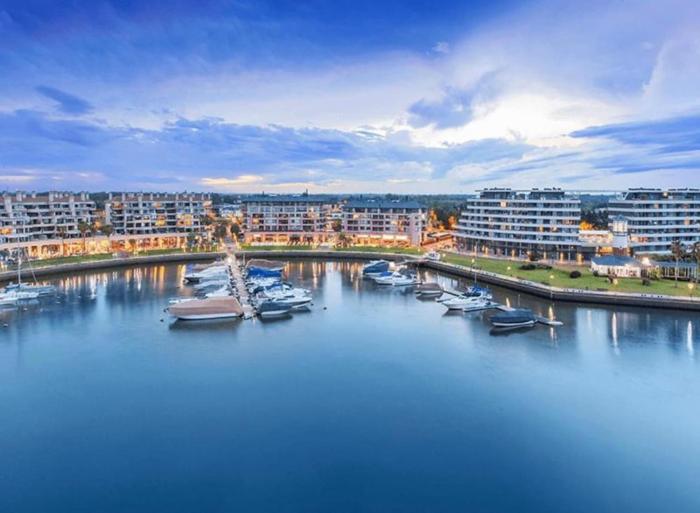 Estadía de Lujo con vista soñada a la Bahía grande de Nordelta