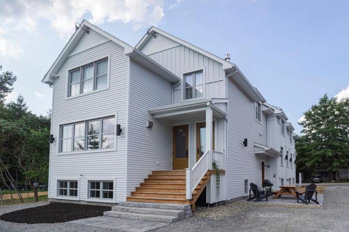 Most beautiful condo 101 in Bromont Vieux