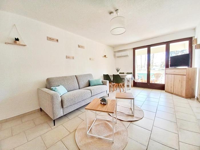 " Le Peuplier" Studio cosy Fréjus Plage -Clim-wifi