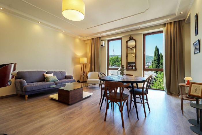 Central and Comfy Tbilisi 1BR Apartment - by Wehost