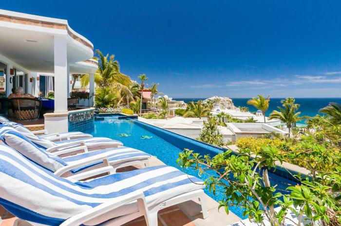 Villa Fiesta by Cabo Villas