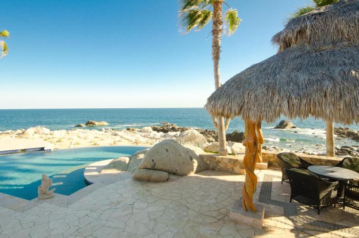 Villa Las Arenas by Cabo Villas