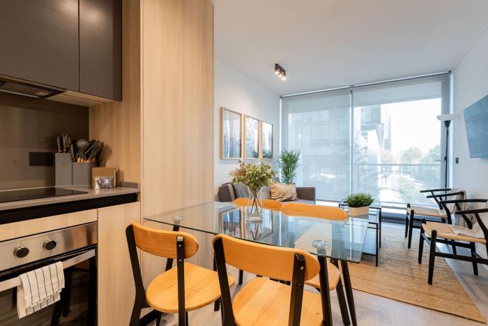 Prime Las Condes Escape Modern 2BR for 4