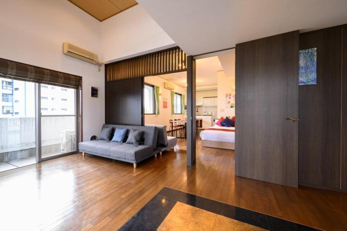 COCOSTAY 中広ネオイズム 最大10人 閑静な住宅街にある贅沢80m2の最上階プライベートオーナーズルーム supported by COCOSTAY