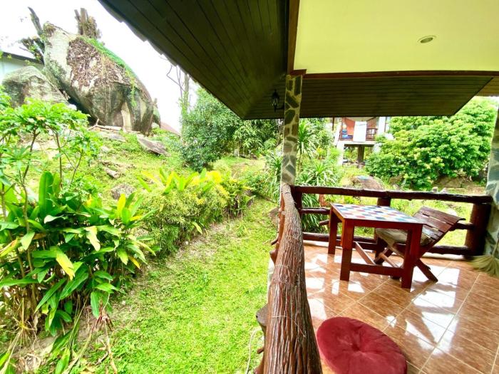 Jungle Rock House in srithanu