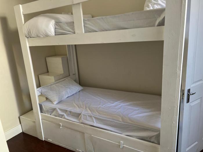 Blue Eagle Backpackers