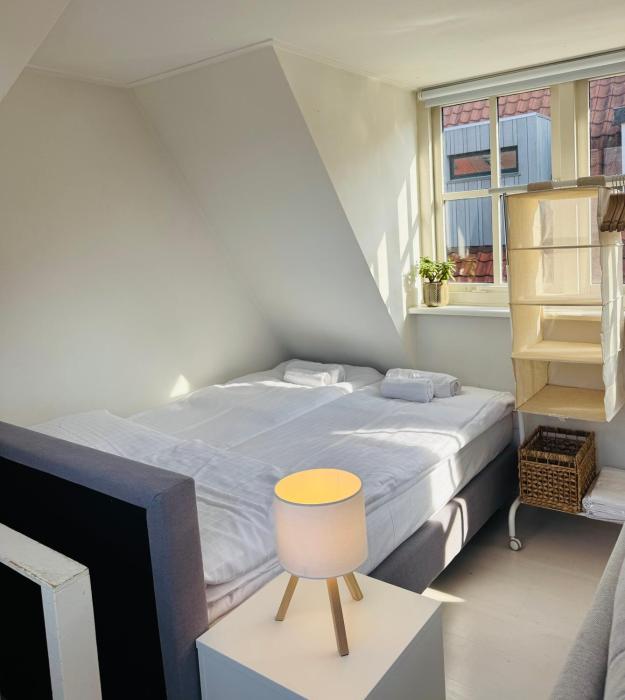 tiny beach house noordwijk