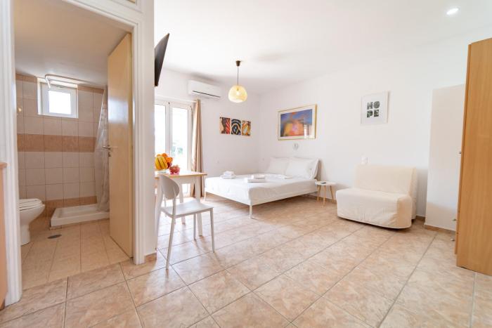 Beachfront Cozy Apartments