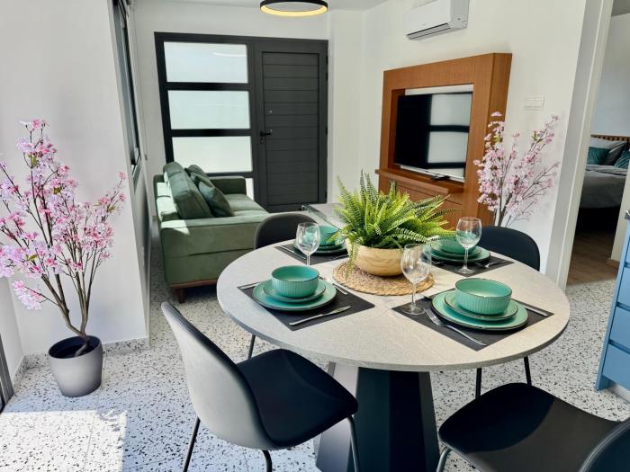 Luxury Maisonette with Terrace