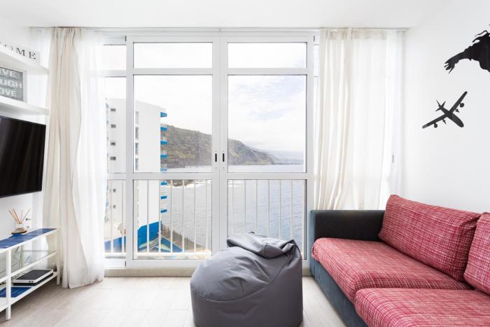 Home2Book Cozy Oceanview Apartment, Mesa del Mar