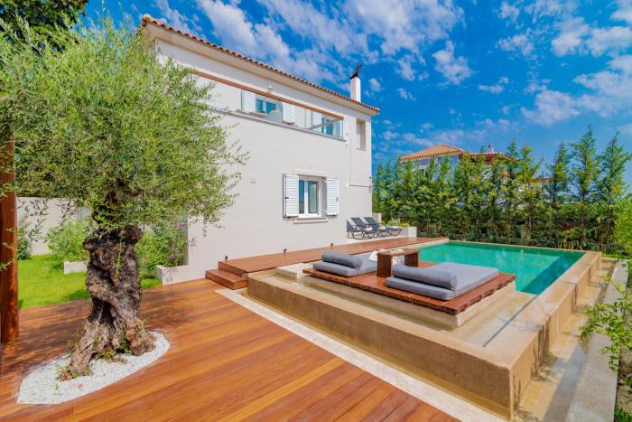 Oresteia Executive Villa, a Flamboyant Retreat, By ThinkVilla