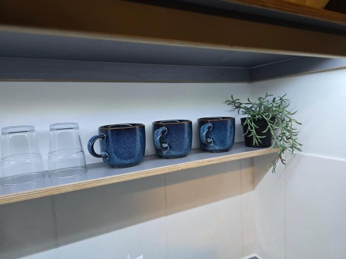 Spacious Apartment - 12 Minutes from Gatwick