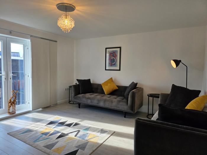 Hillwood Court By Horizon Stays