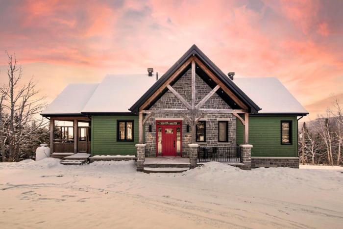 Comfortable cottage with a view