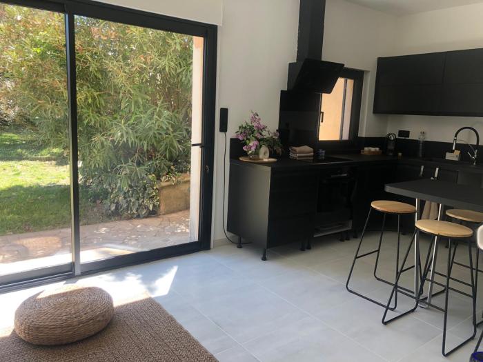 Grand studio lumineux & moderne - Manosque