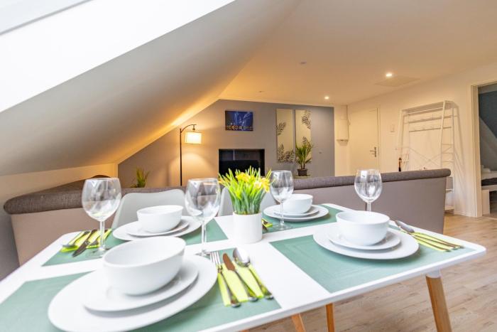 HANNIBAL - City Apartment "T-Roc", VW Nähe, Parkplatz, City Nähe, Küche, HighSpeed-WLAN