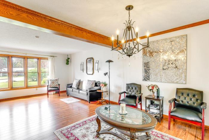Bike, Fish, Golf and More Stately Tudor in Mogadore