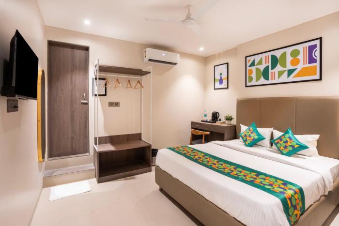 Treebo Vro Boutique, Andheri East