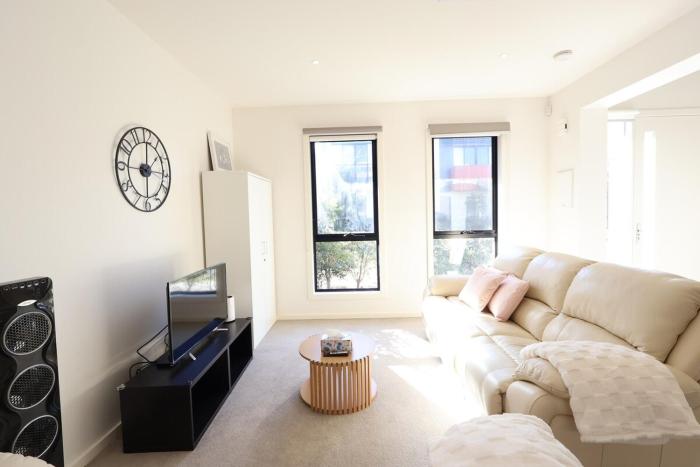 Cheltenham Southland Family Retreat Entire 3BR Endless Golfclubs and Beaches