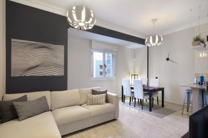 Next To Las Canteras Beach Charming