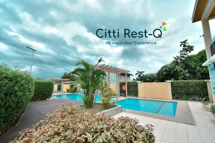 Affordable Stylish Condo with Free Wifi & Netflix, Near Airport HMS3