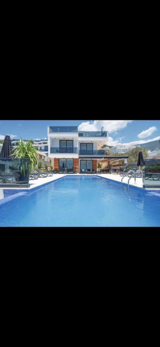 Villa Turquoise