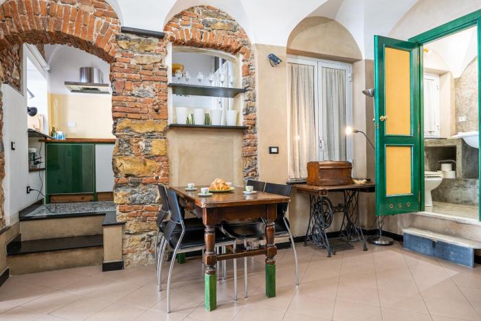 Lovingenoa - Ducale - Natural Light