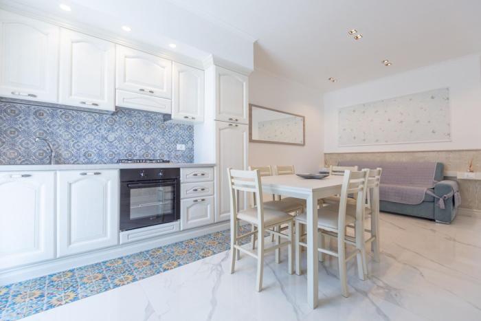 Sovramare - Rooms & Apartments