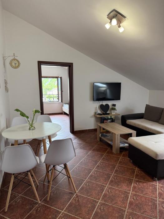 Apartment Atina