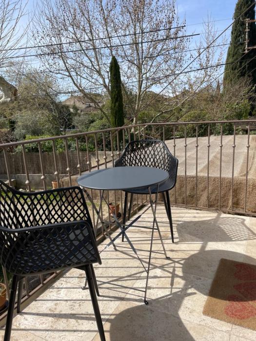 DANS LES ALPILLES - 2 chambres ST REMY