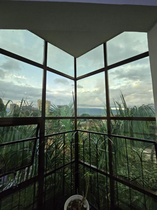 Tulivu Urban - Twiga Hotel