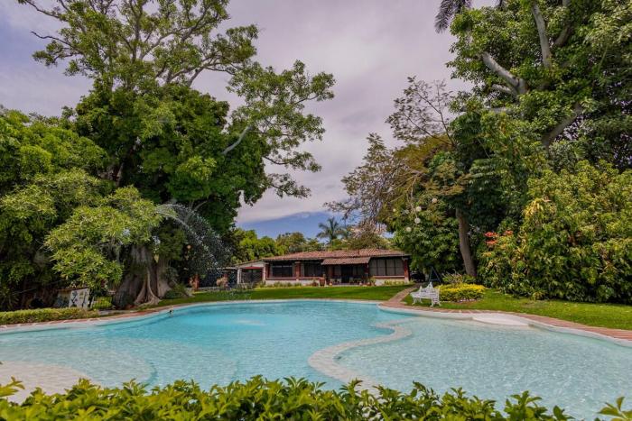 New! Bamboo Quinta Leonor Weddings & Pool