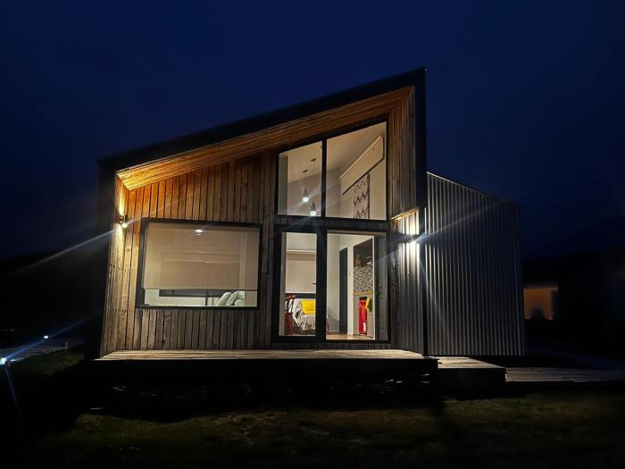 Cabaña Julián Elías Gris