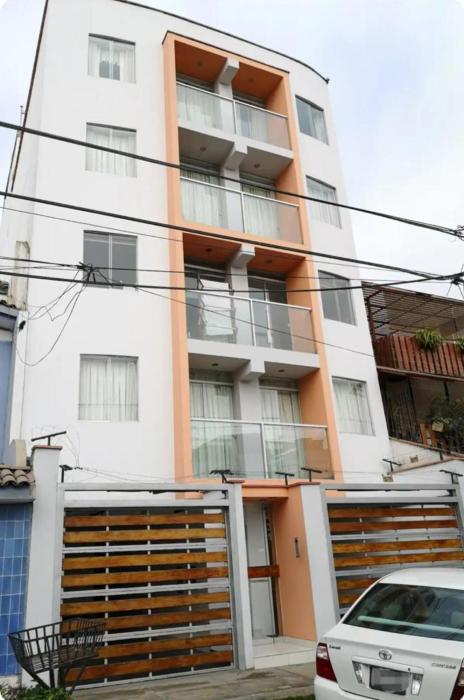 Edificio Multi-Familiar