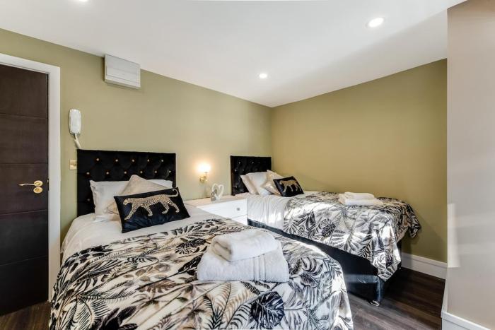 Lit Studio Spot Twin Beds,Amenities & Chill Vibes 1