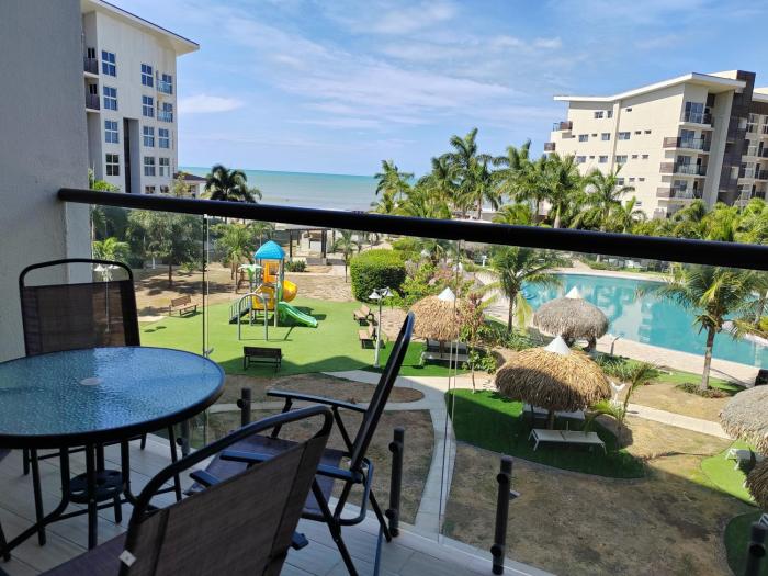 Beautiful Beach ,Caracol