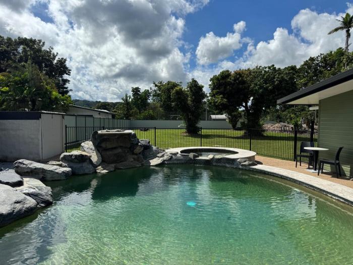 Jabiru Stay Daintree Village