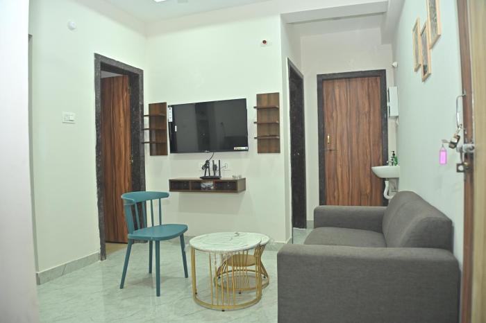 Penthouse 2 BHK Fully Furnished with Amazing City View
