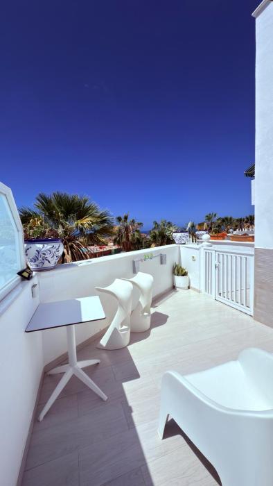 Costa Adeje Sunset Ocean View Garden Studio B